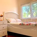 Vacation Caca Apartamento Jesenice (Split-Dalmatia)