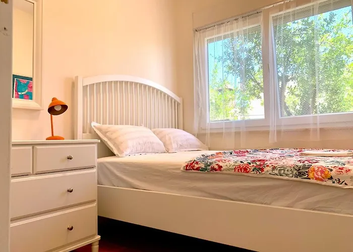 Vacation Caca Apartment Jesenice (Split-Dalmatia)